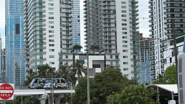Foto del edificio - 1600 NE 1st Ave