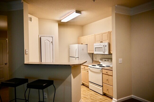 Foto del edificio - 1300 Park West Blvd