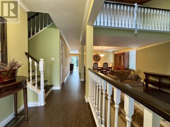 Photo du bâtiment - 460 Glenbrook Dr