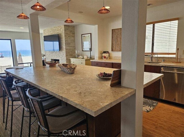 Building Photo - 6308 W Oceanfront