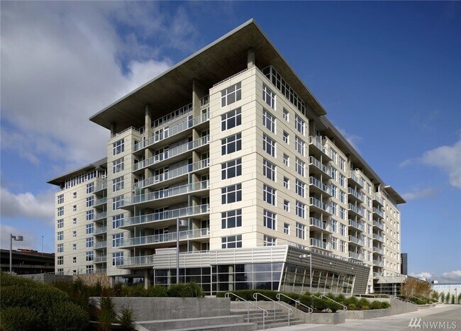 7th floor city view - 1515 Dock St