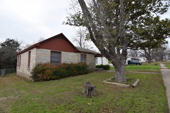 Foto del edificio - 1810 S 9th St