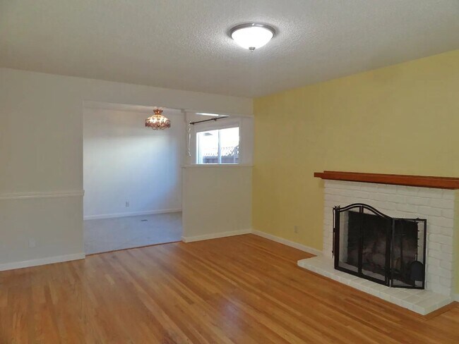 Foto del edificio - 1809 Lencar Way