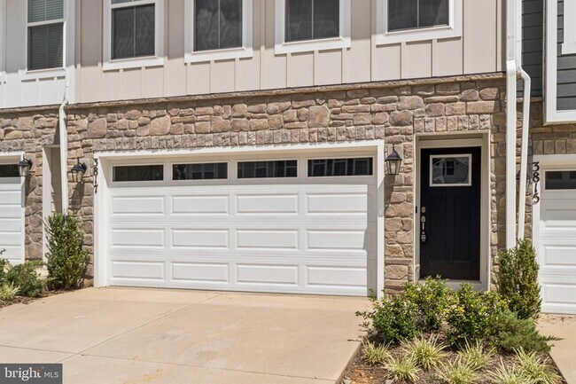 Foto del edificio - 3817 Drayton Ct
