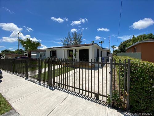 Building Photo - 6420 Tamiami Canal Rd