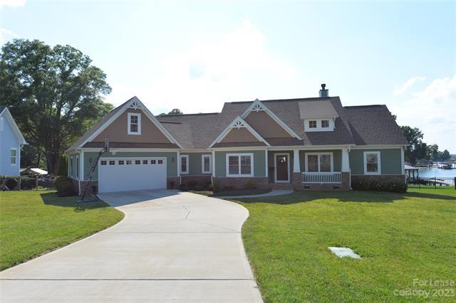 Foto del edificio - 21317 Country Club Dr