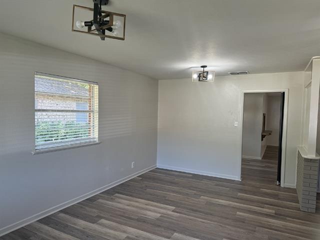 Foto del edificio - 1821 N McCart St