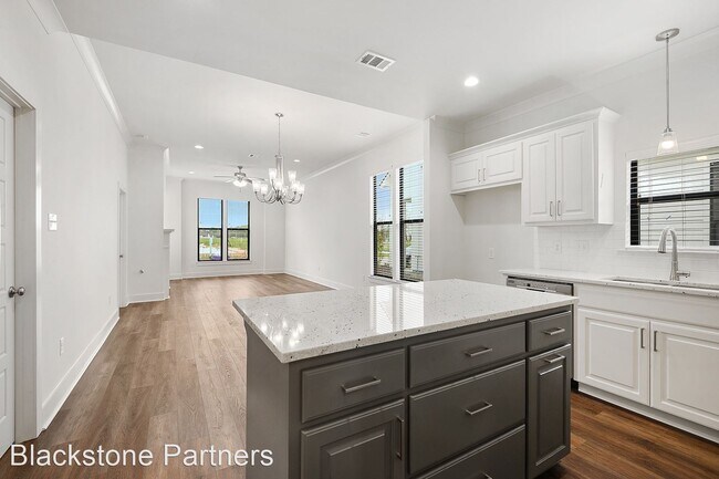 Building Photo - 4 br, 2 bath House - 10224 Alderman Dr