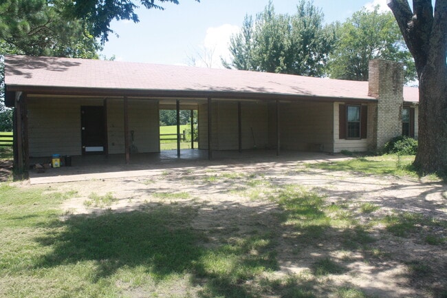 Building Photo - 1310 Co Rd 3718