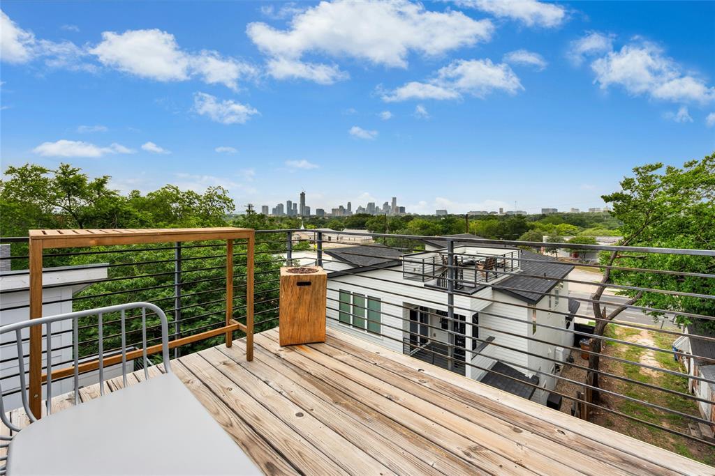 Foto principal - 1174 Bedford St