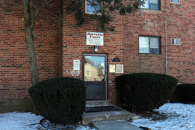 Foto del edificio - Jarretts Court Apartments