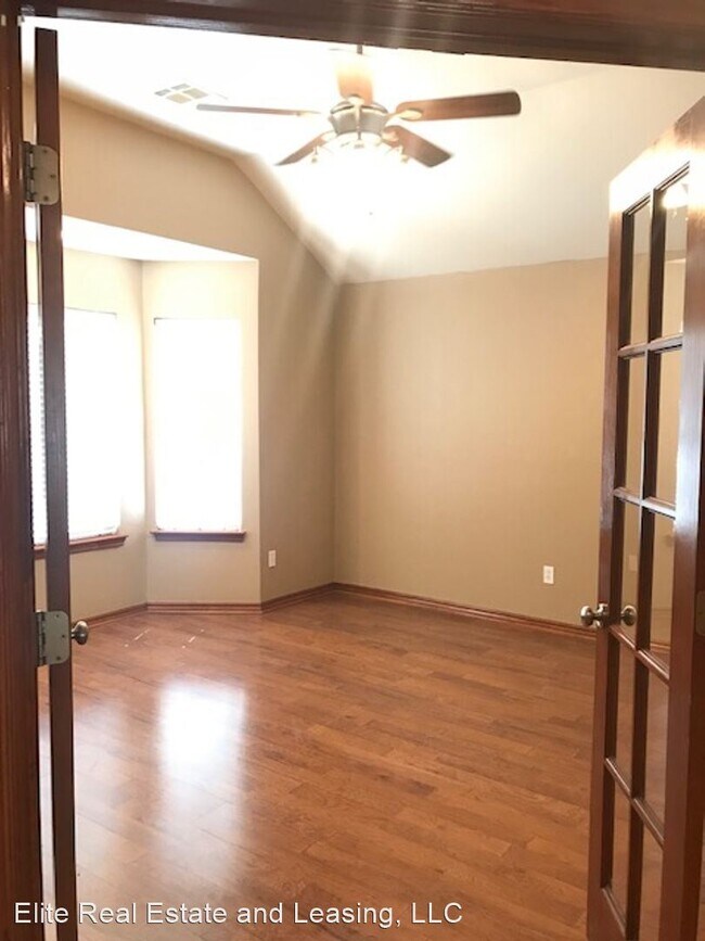 Foto del edificio - 3 br, 2 bath House - 11217 LARKIN LANE