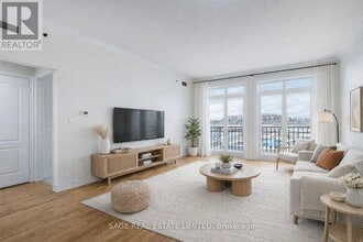 Building Photo - 3531 Lake Shore Blvd W