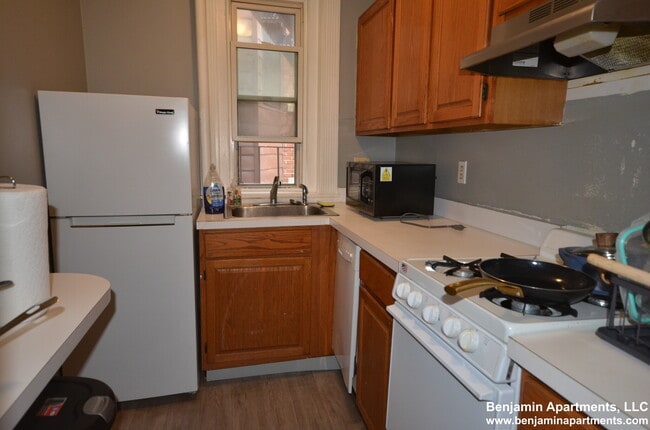 Foto del edificio - 463 Park Dr