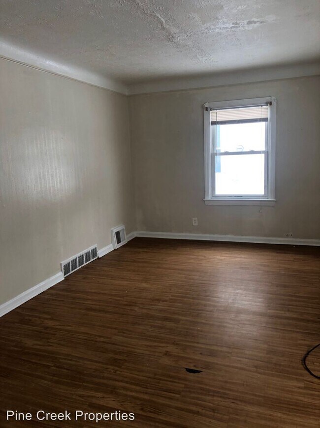 Foto del edificio - 3 br, 1 bath House - 5202 Thomas Ave