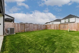 Building Photo - 12318 Basilwood Dr