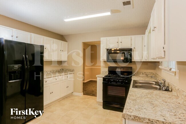Foto del edificio - 993 Cherry Laurel Dr