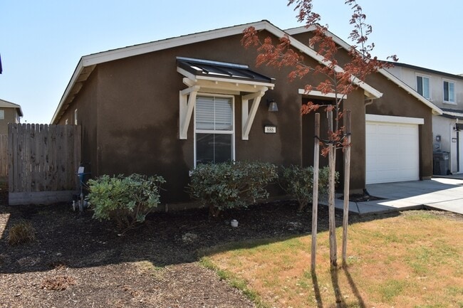 Building Photo - 686 Keenan Ct