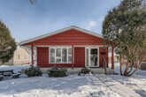 Foto principal - 6909 Russell Ave S