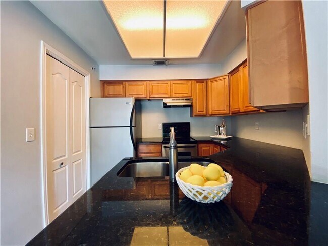 Foto del edificio - 6000-10 Shepherd Mountain Cove
