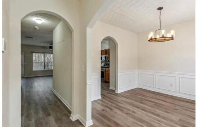 Foto del edificio - 6218 Shoals Loop