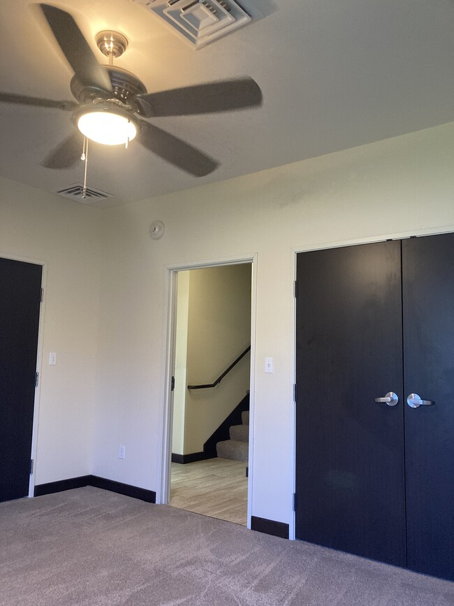 Foto del edificio - 236 N Dixie Way
