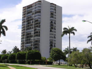 Building Photo - 2400 Presidential Way