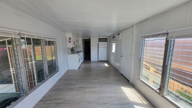 Foto del edificio - 603 49th Ave Terrace W