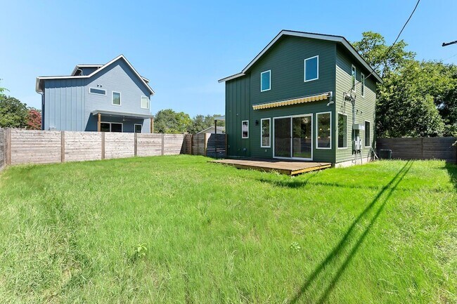 Building Photo - 7603 Creston Ln