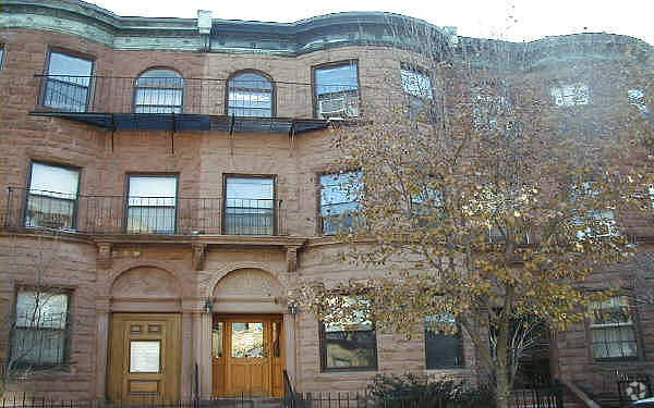 Building Photo - 170 St. Botolph St