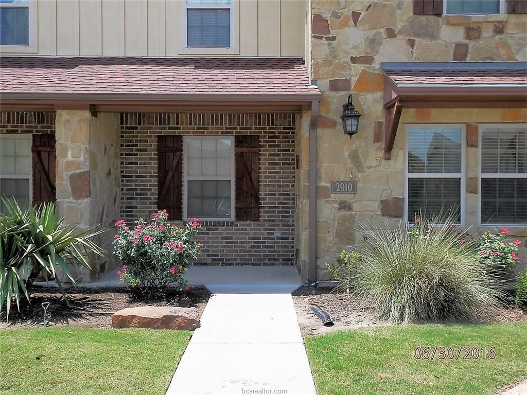 Foto principal - 2910 Old Ironsides Dr