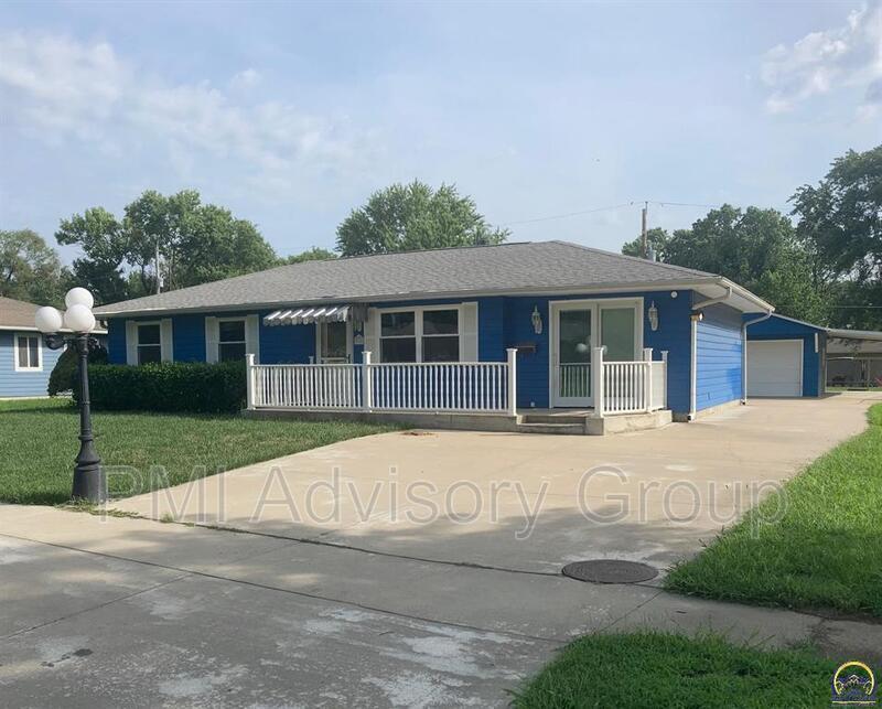 3320 SW Kiowa St, Topeka, KS 66614 House Rental in Topeka, KS