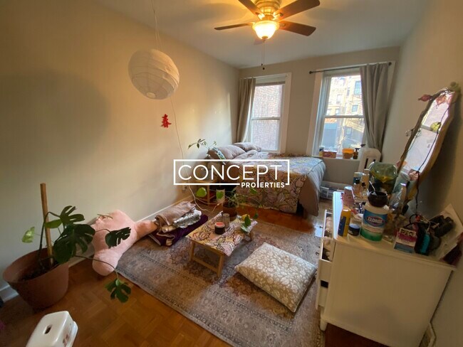 Building Photo - 70 Joy St