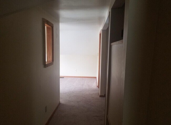 Foto del edificio - 55 Diamond Ave NE