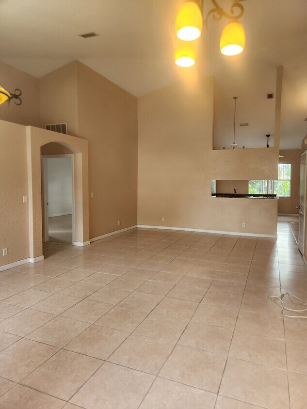 Foto principal - 442 SE 36th Terrace