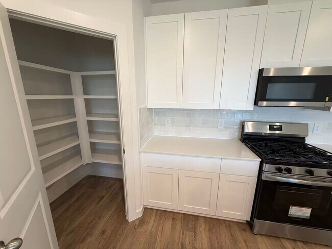Foto del edificio - 3539 Adelie Ln