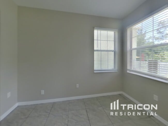 Building Photo - 18816 Litzau Ln