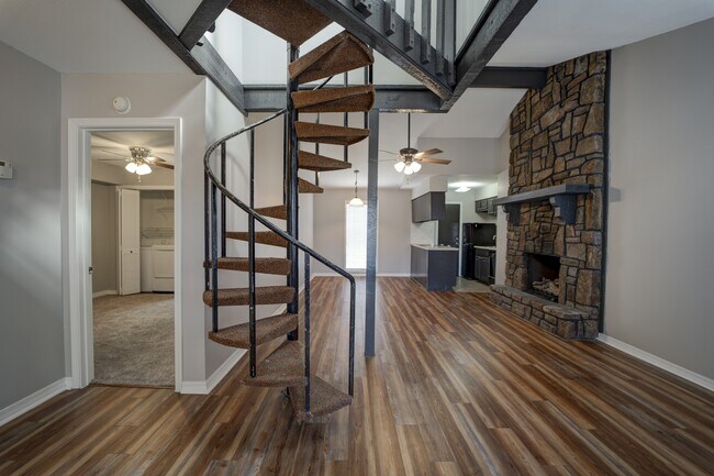 Foto del edificio - 13811 Turnberry Ln