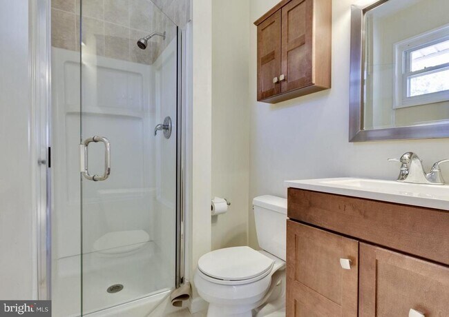 Foto del edificio - 6014 Leewood Dr