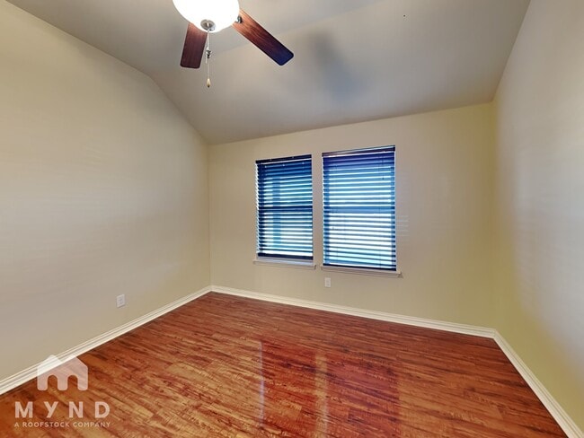 Foto del edificio - 12900 Steadman Farms Dr