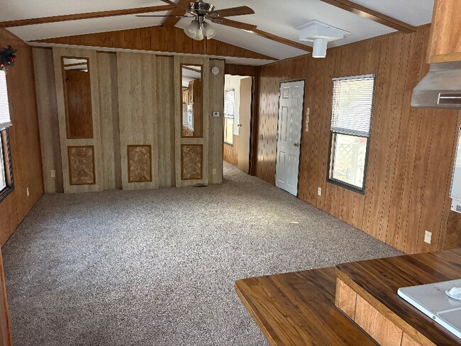 Foto del edificio - 122 Private Rd 4768