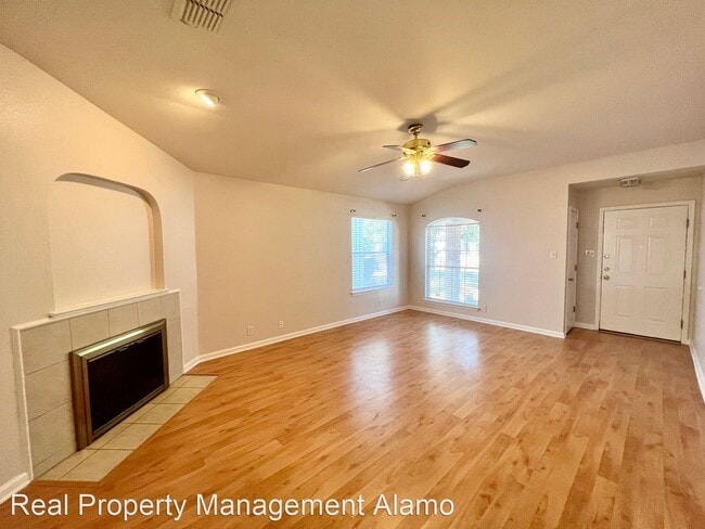 Building Photo - 3 br, 2 bath House - 9924 Spring Beauty