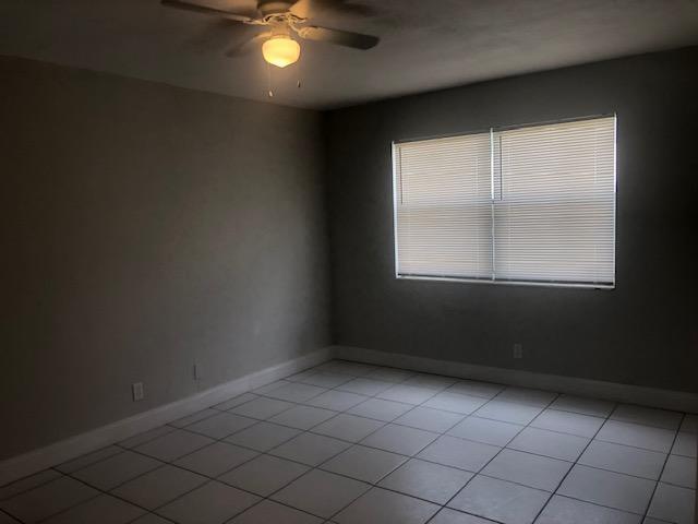 Foto del edificio - 5317 NW 18th St