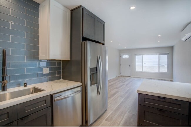 Building Photo - STUNNING 2BD/2BA IN NORTH PACIFIC BEACH! $...