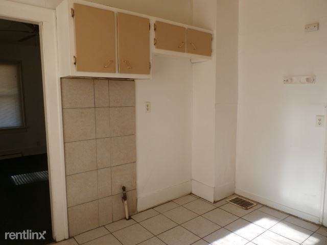 Foto del edificio - 308 W Summit Ave