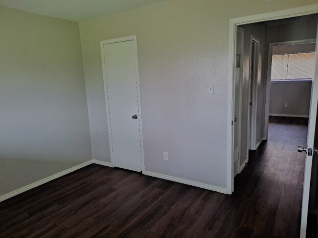 Foto del edificio - 4613 Cavalcade St