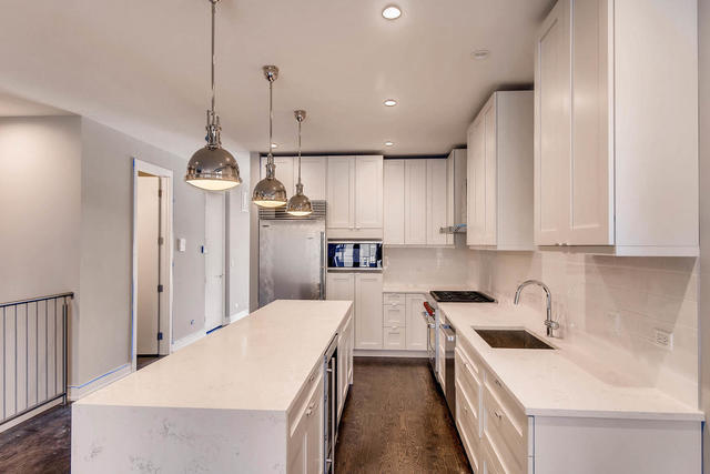 Building Photo - 2848 N Damen Ave