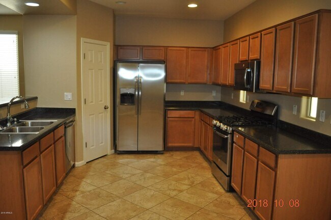 Foto del edificio - 20869 W Glen St