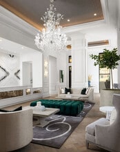 Novel Turtle Creek apartments — community photo - Novel Turtle Creek