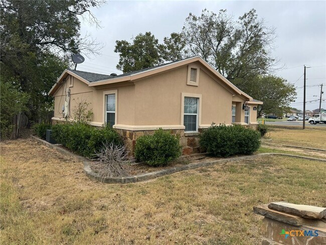 Building Photo - 4801 Renick Ranch Rd